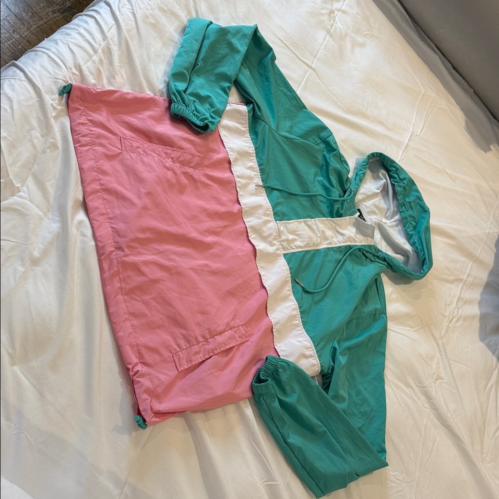 Forever 21 Men’s Colorblock Windbreaker L